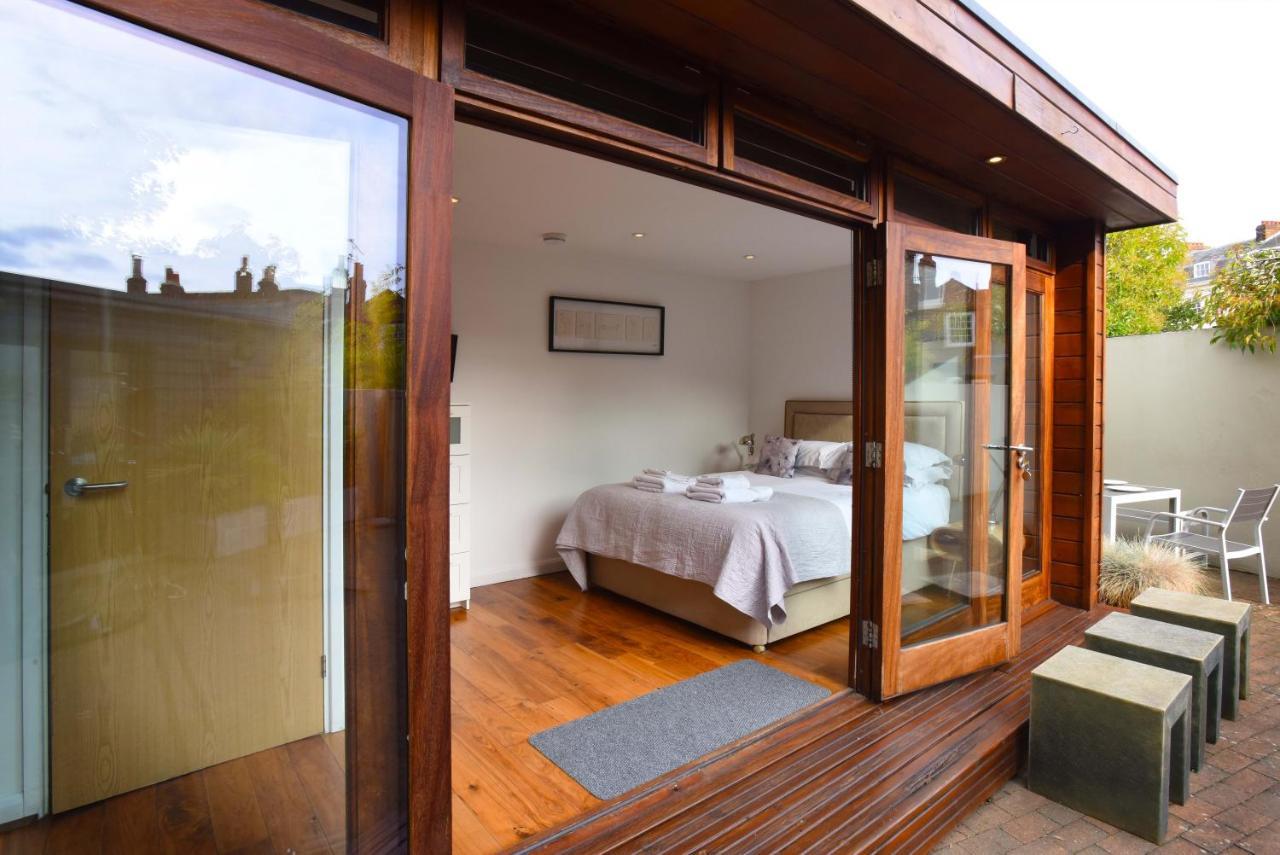 Cedar House Canterbury Bagian luar foto